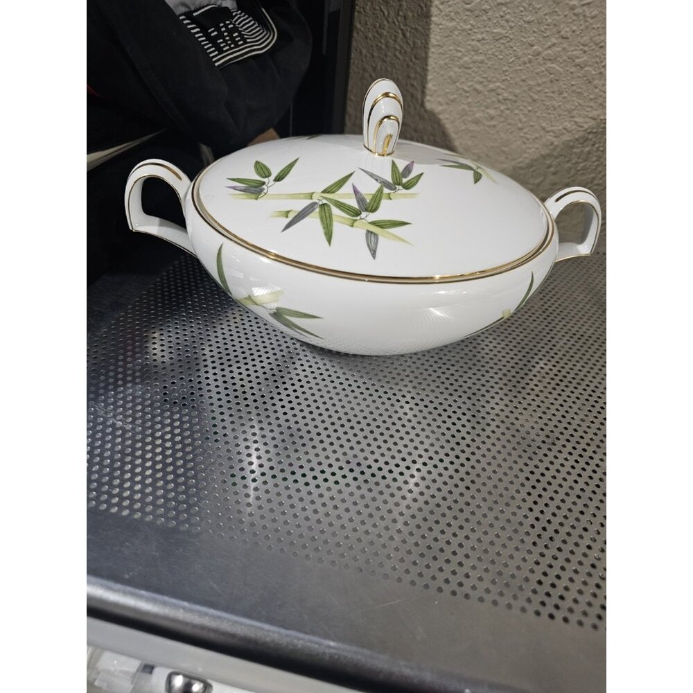 Narumi Spring Bamboo Gold Trim Round Covered Serving Bowl Vintage